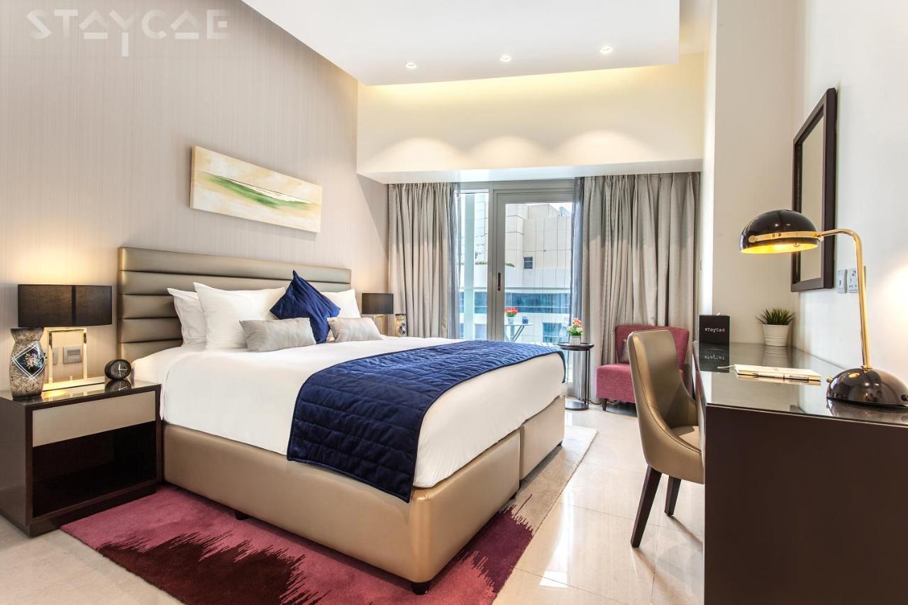 Staycae Holiday Homes - Majestine Dubai Exteriör bild