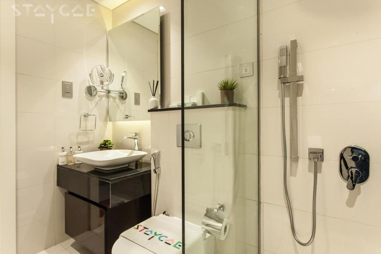 Staycae Holiday Homes - Majestine Dubai Exteriör bild